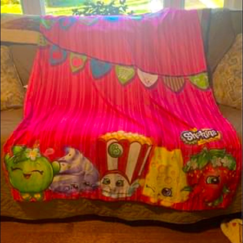 Shopkins 2 panel curtains